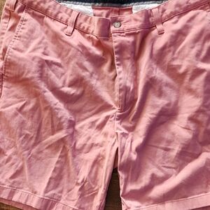 Men's Nautica Pink Shorts.  38 Waist